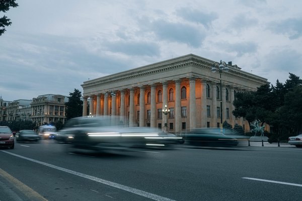 Découvrez le canapé d'exception à 300 000 $ : un chef-d'œuvre unique